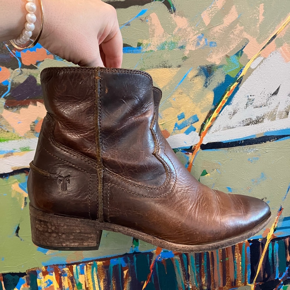 Frye Ray Seam short ankle boot ❤️😊